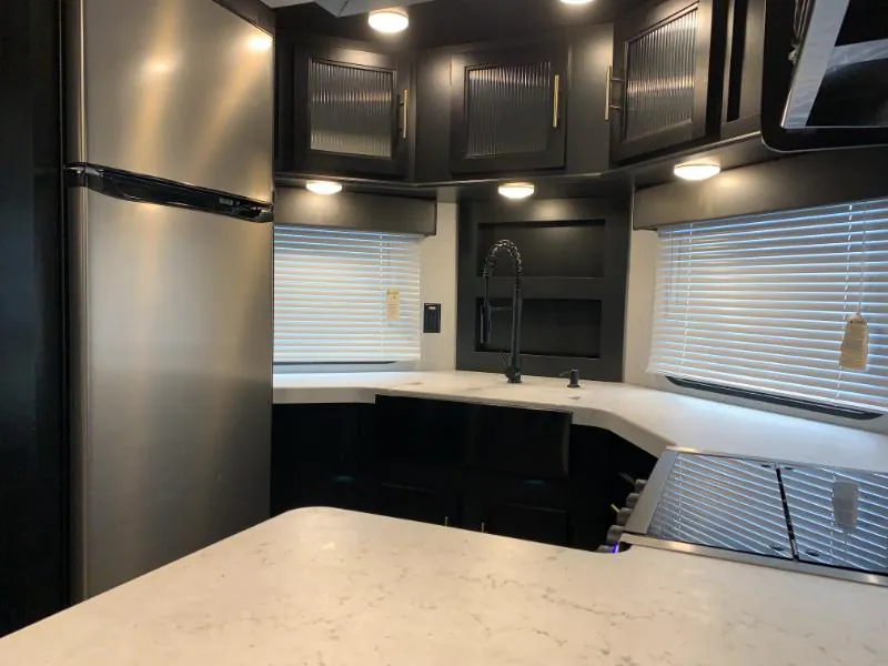 2021 Forest River Cherokee 274VFK, Photos photo 13