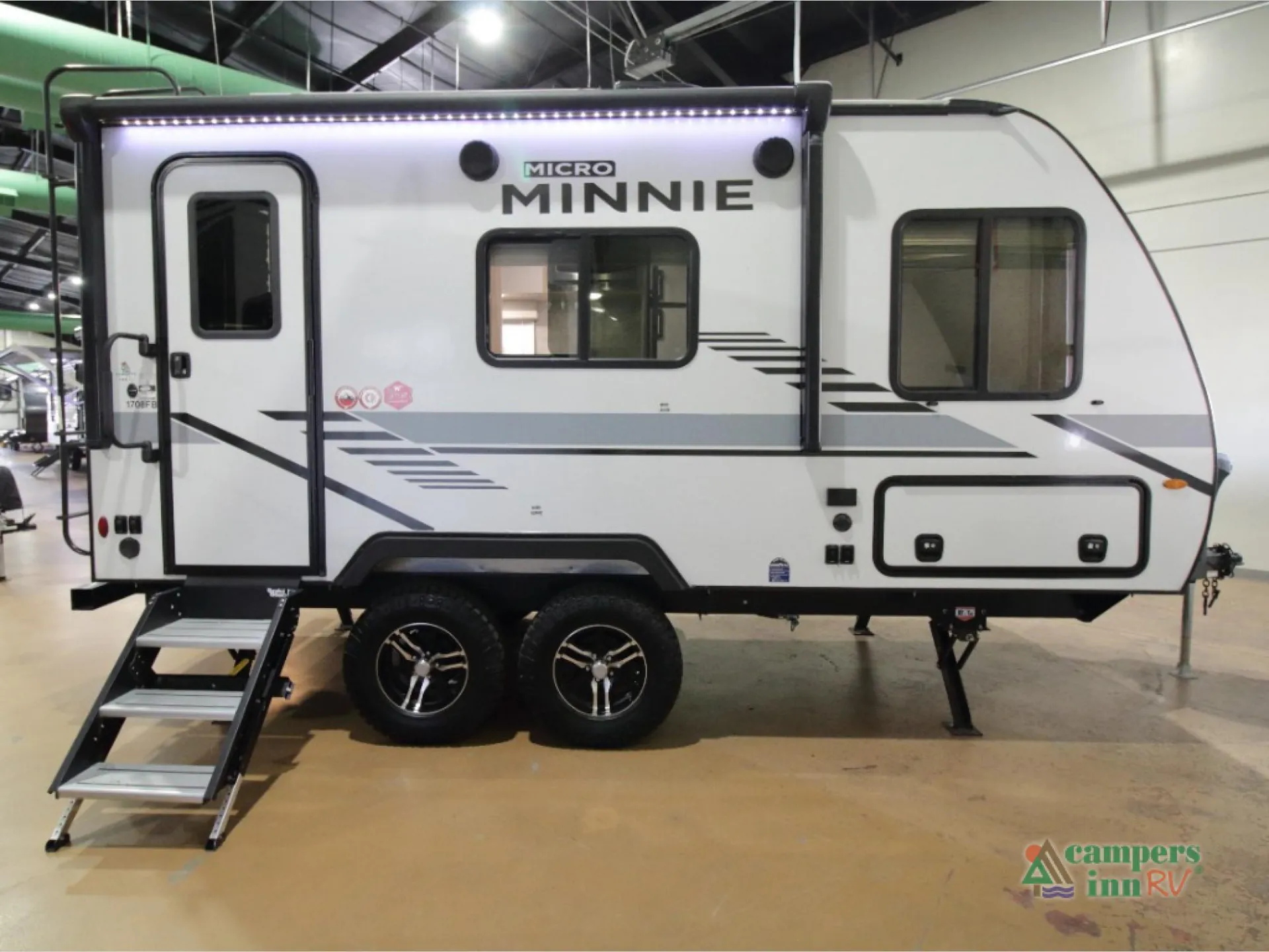 2022 Winnebago Micro Minnie 1708FB - Photo 2