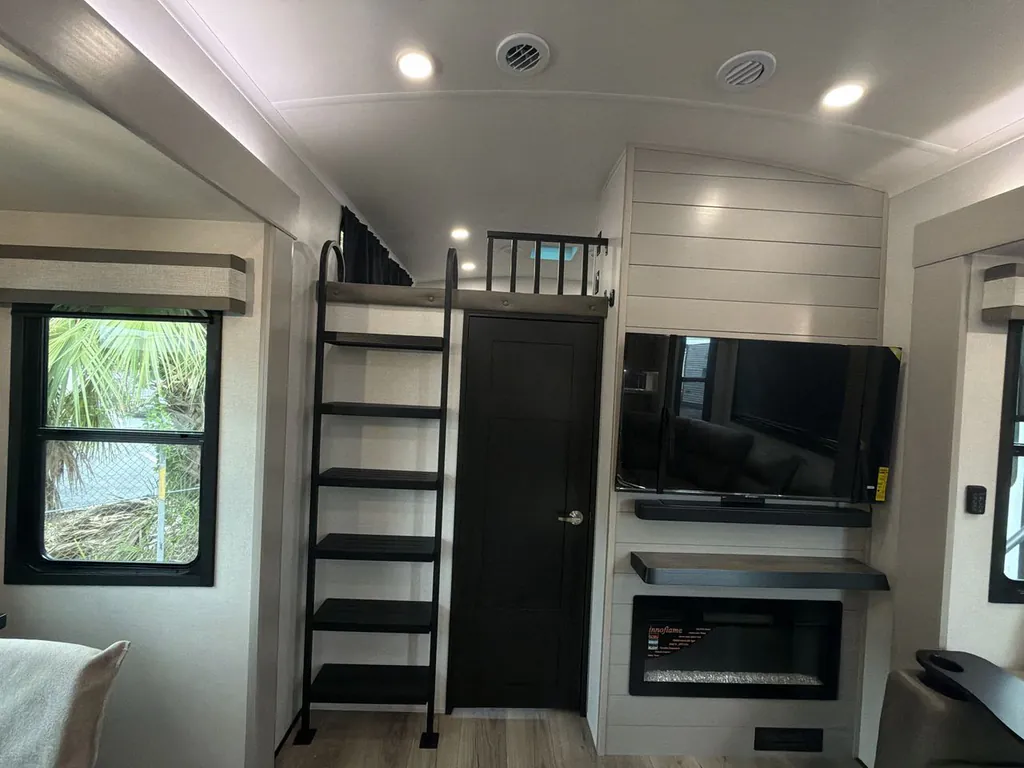 2026 Jayco North Point 395DSDB, Photos photo 20