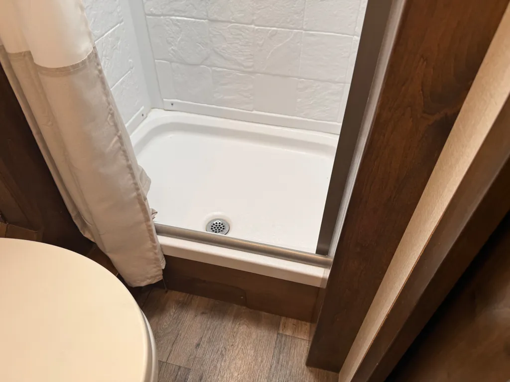 2019 Tiffin Wayfarer 24 FW, Photos photo 20