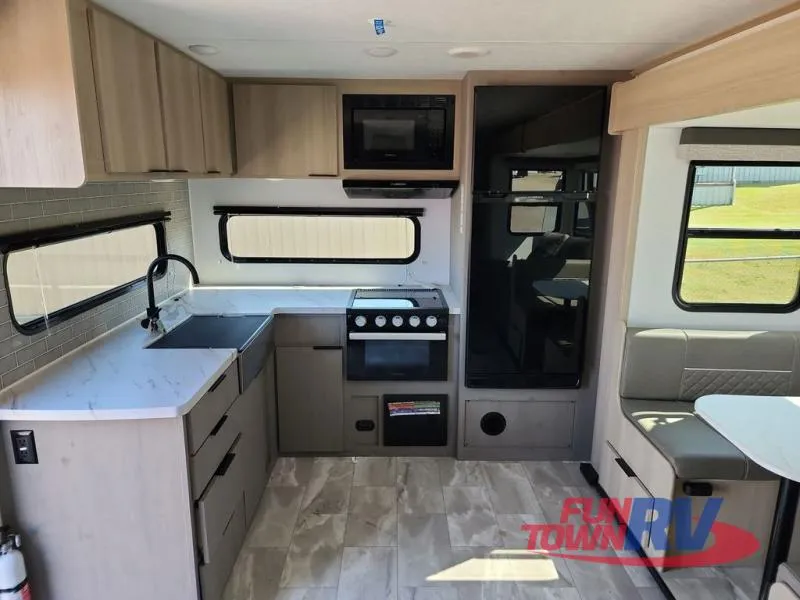 2024 Dutchmen RV Kodiak Ultra-Lite 257RKSL - Photo 2