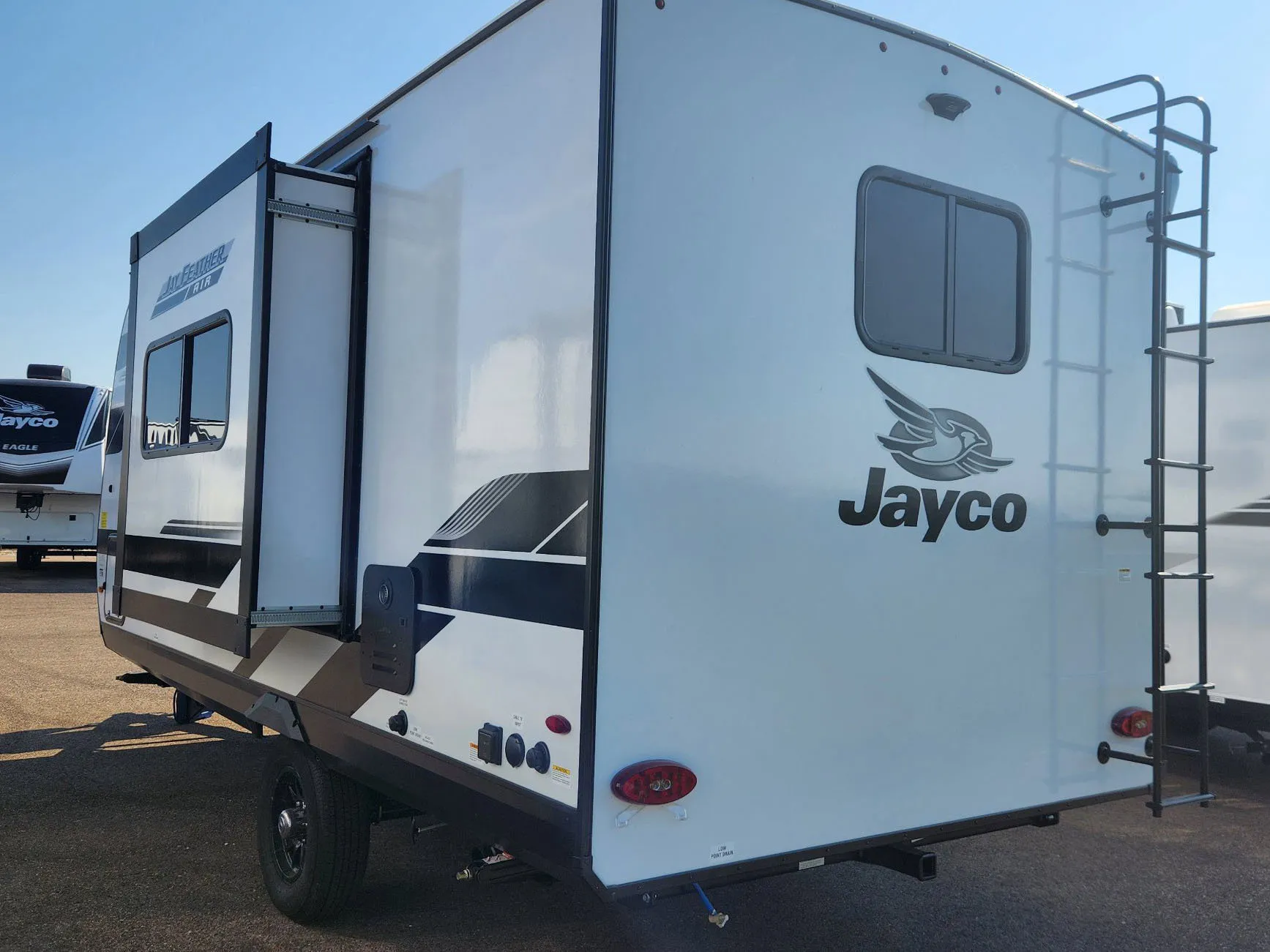 2026 Jayco Jay Feather Air 18FBS - Photo 3