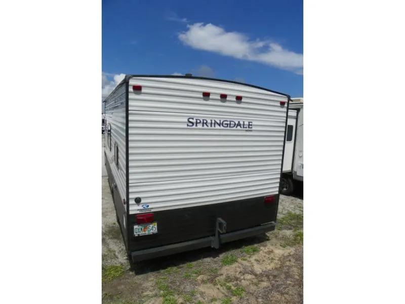 2021 Keystone RV Springdale Used    1800 - Photo 3