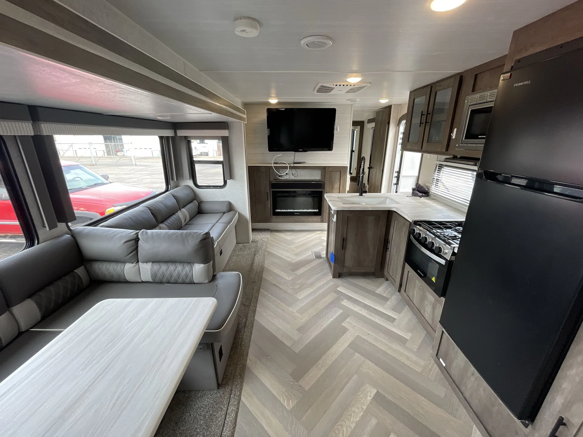 2021 Forest River Salem 32BHDS — living area main