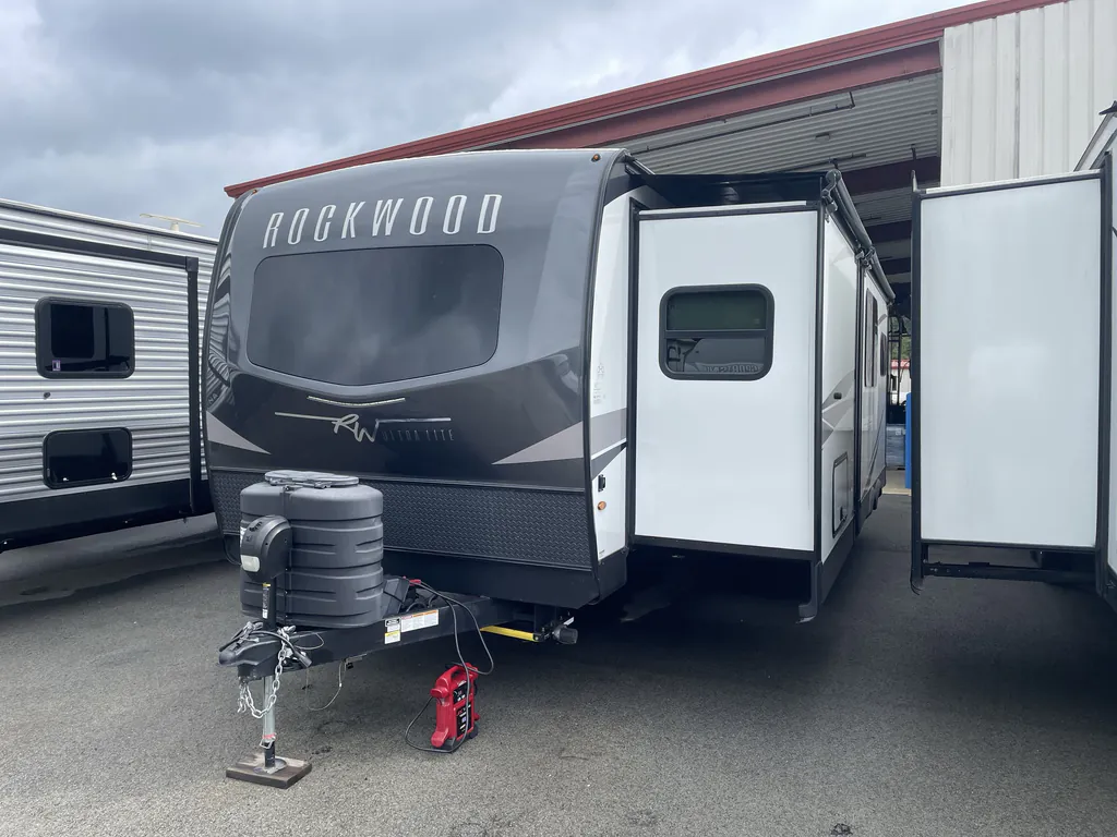 2024 Forest River Rockwood Ultra Lite 2614BS, Photos photo 6