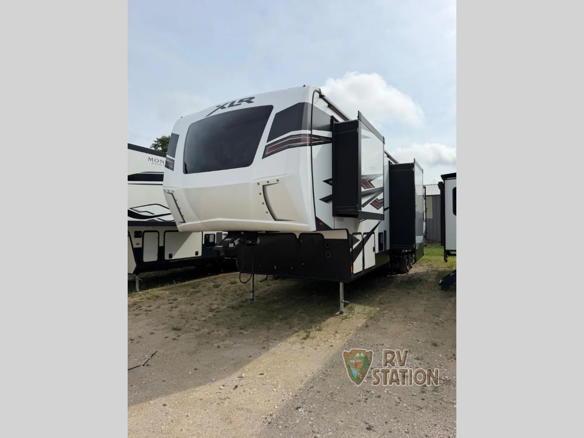 2022 Forest River XLR Nitro 35DK5 - Photo 3