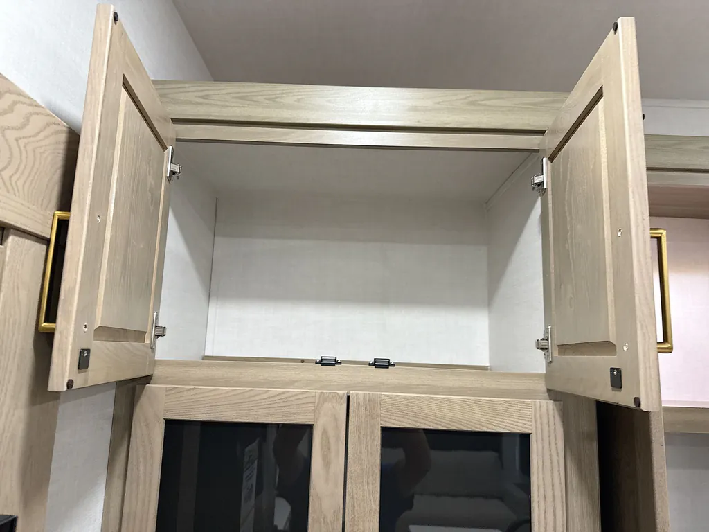 2027 Forest River Rockwood Signature 401SFB, Photos photo 62