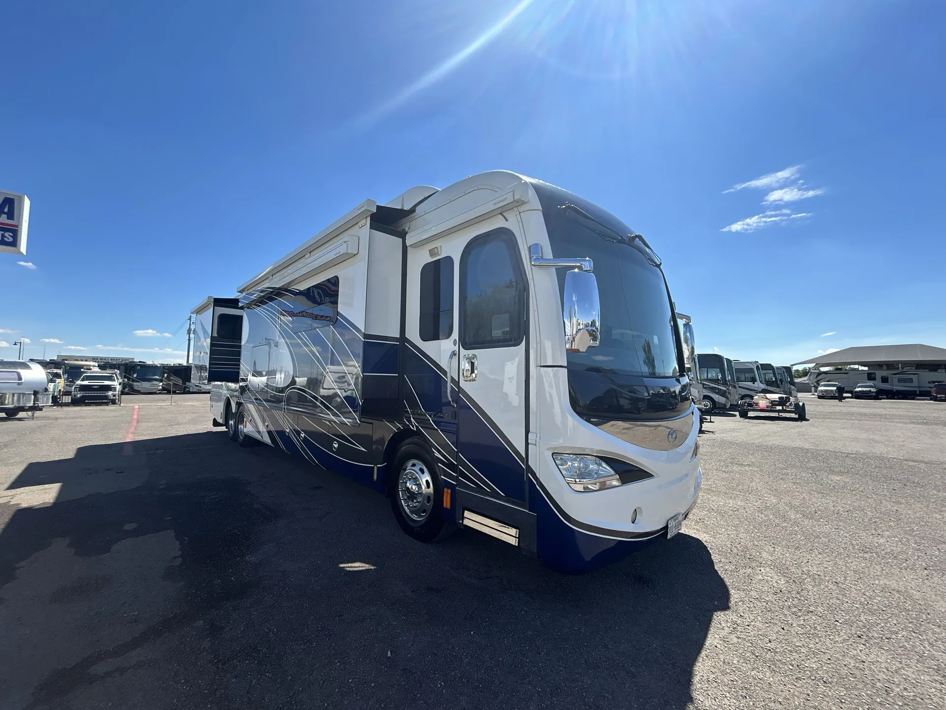 2016 American Coach American Revolution 42G - Photo 2