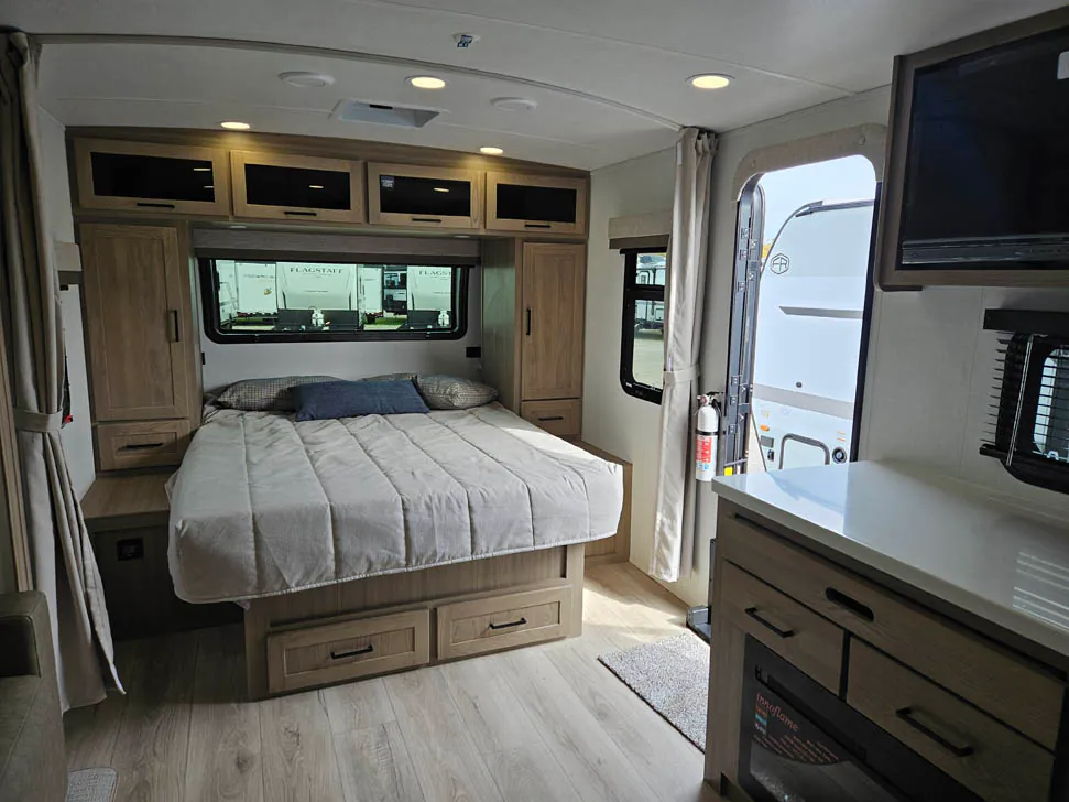 2027 Forest River Flagstaff Micro Lite 22LKS, Photos photo 9
