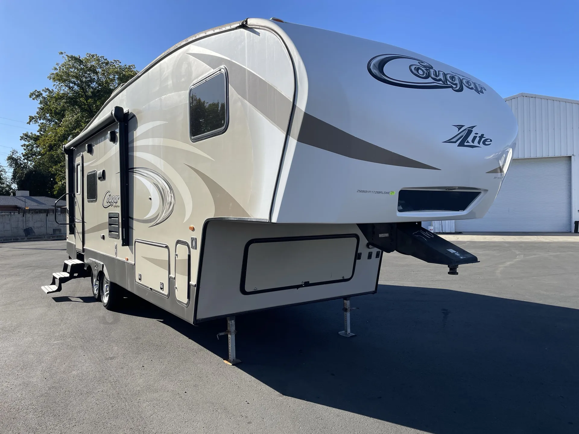 2017 Keystone Cougar 268RLSWE - Photo 2
