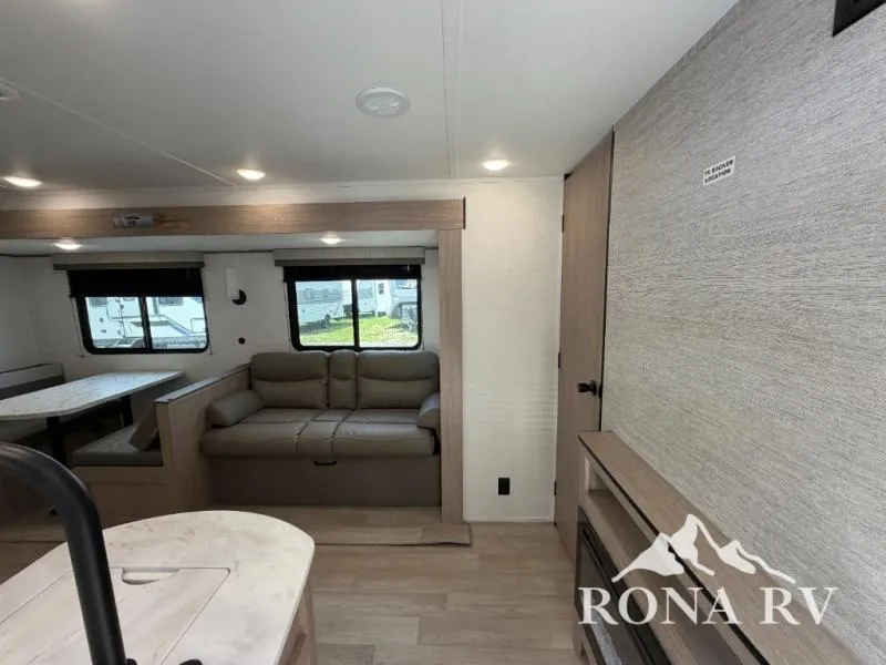 2026 Gulf Stream RV Ameri-Lite Ultra Lite 274QB - Photo 3