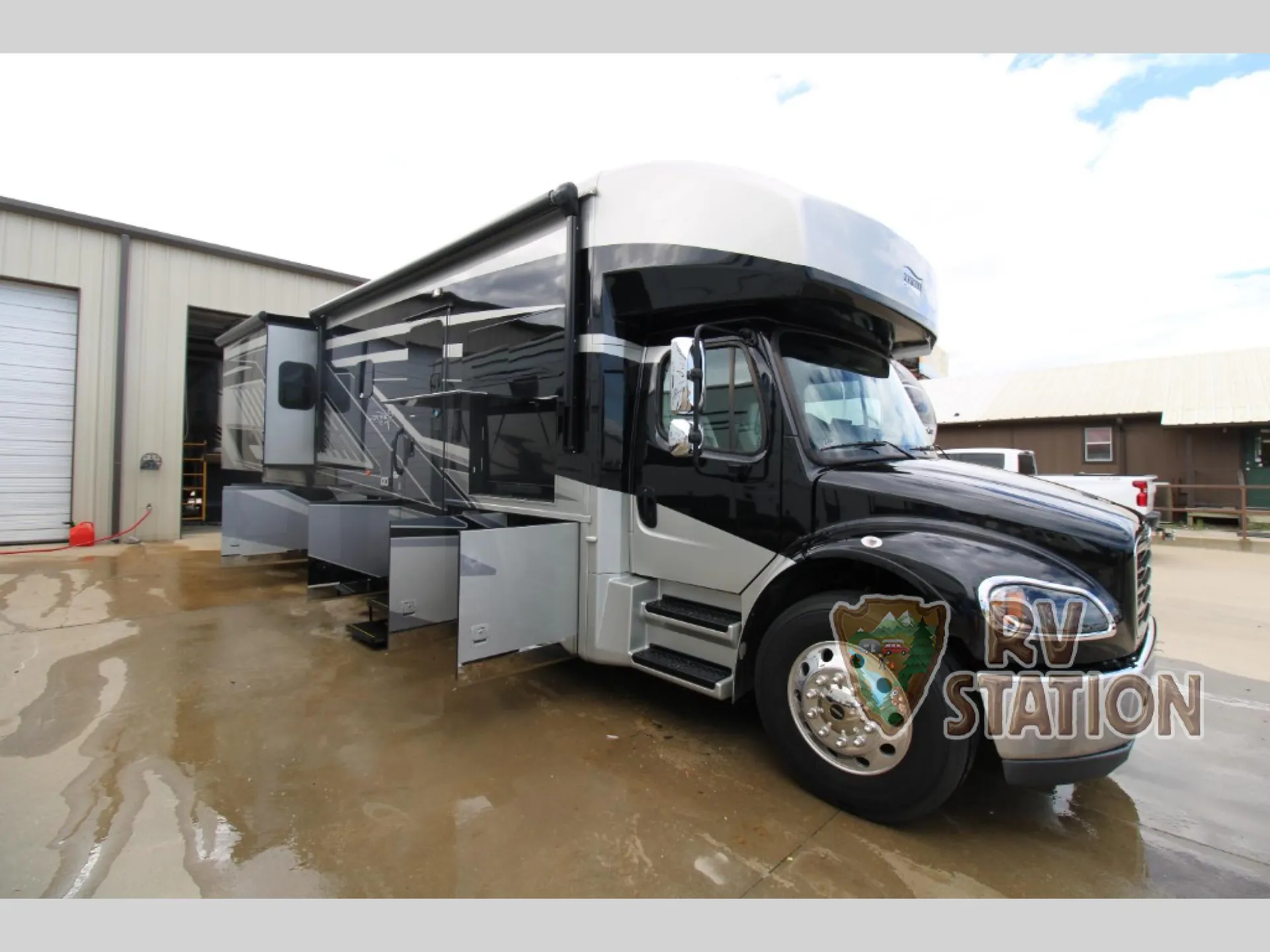 2026 Newmar Grand Star 3444 - Photo 2