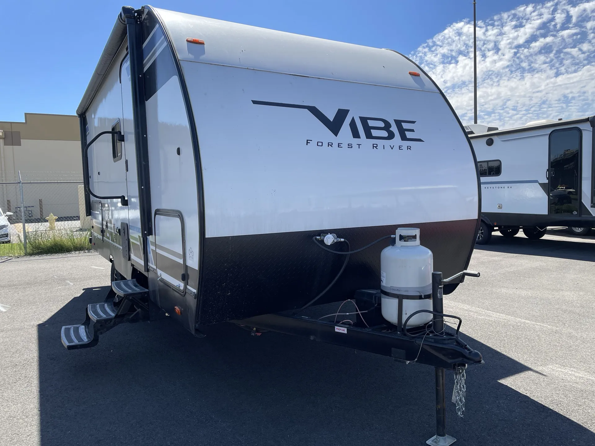 2024 Forest River Vibe 18DB - Photo 2