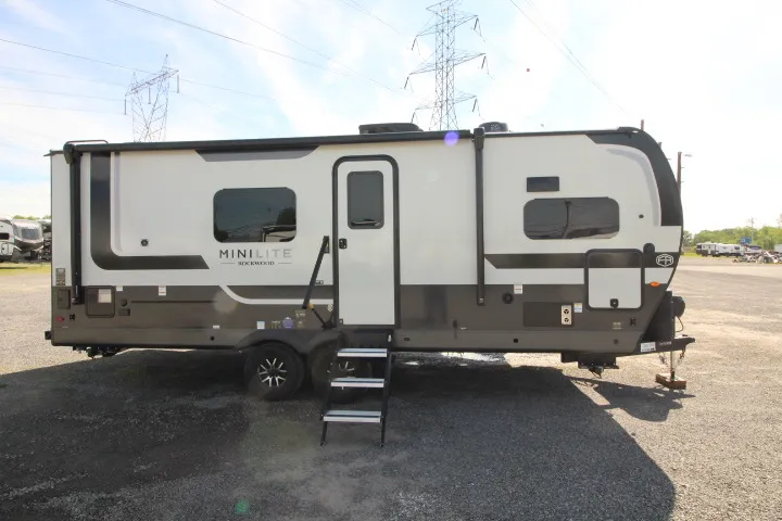 2026 Forest River Rockwood Mini Lite 2523MBR - Photo 3