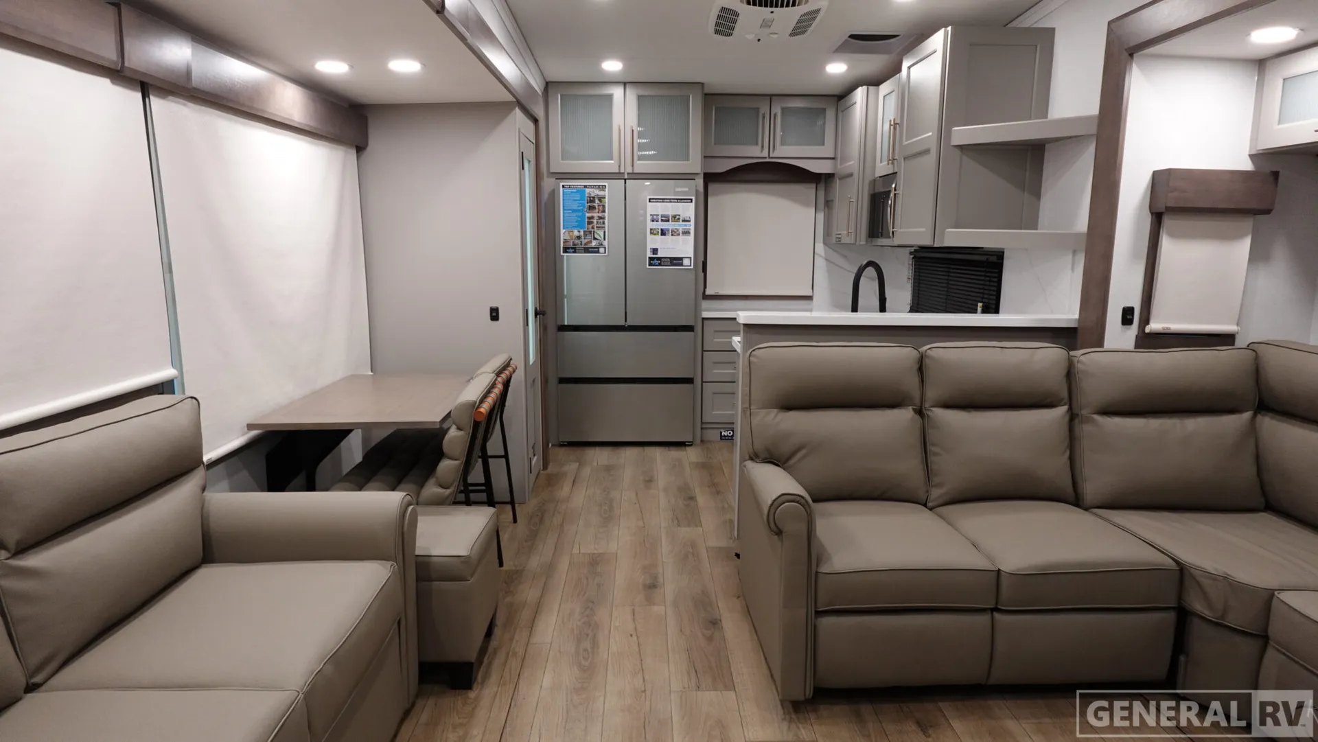 2026 Alliance RV Paradigm 382RK - Photo 3