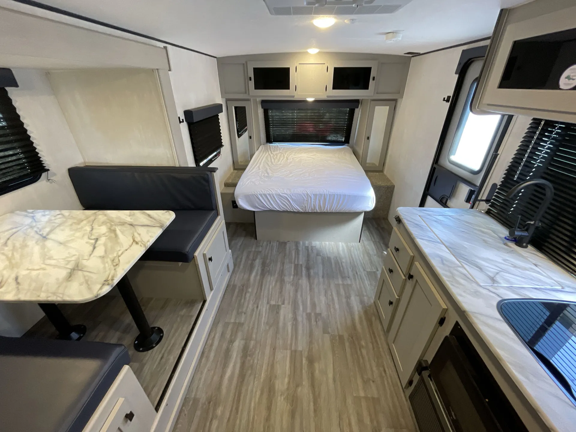 2024 Coachmen Apex Nano 191RBS — living area main