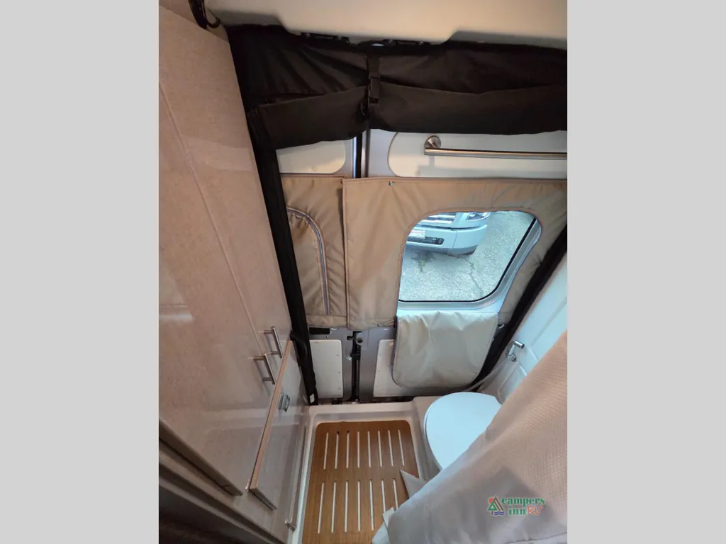 2022 Winnebago Travato 59KL, Photos photo 40