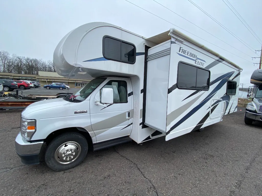 2024 Thor Motor Coach Freedom Elite 27HE, Photos photo 7