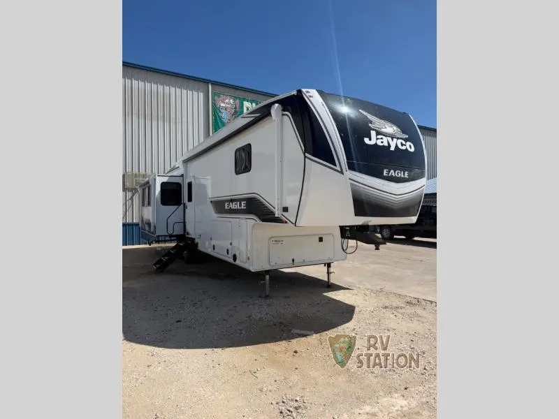 2026 Jayco Eagle 335LSTS - Photo 2