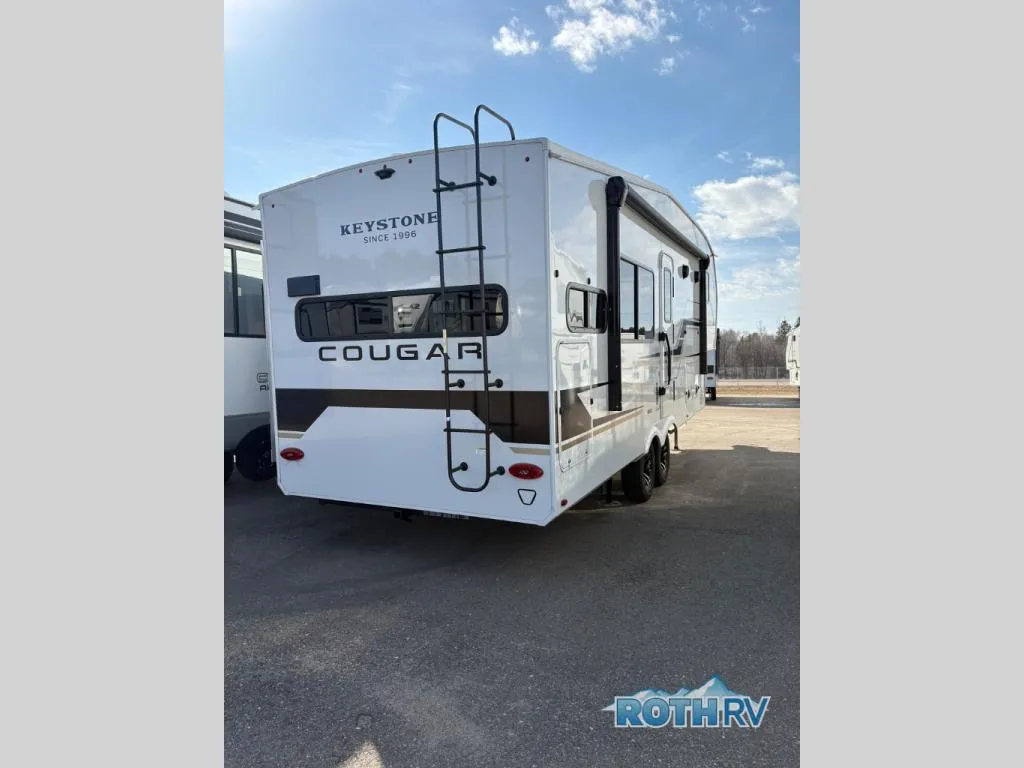 2026 Keystone Cougar Half-Ton 23MLE - Photo 4