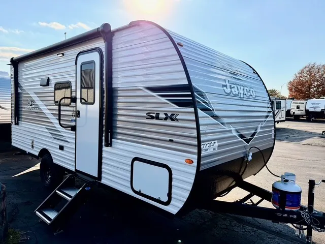 2027 Jayco Jay Flight 175BH - Photo 2
