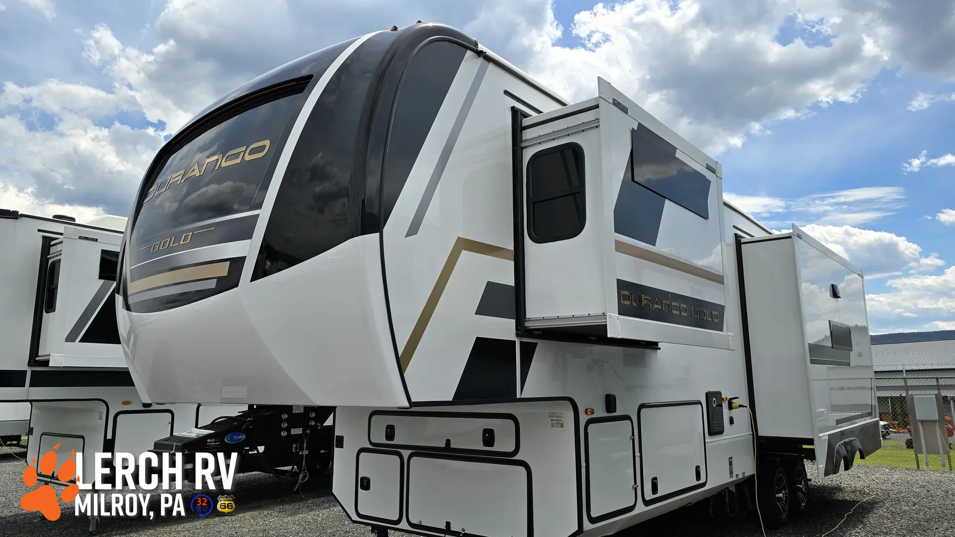 2026 KZ RV Durango Gold G310RLQ - Photo 2
