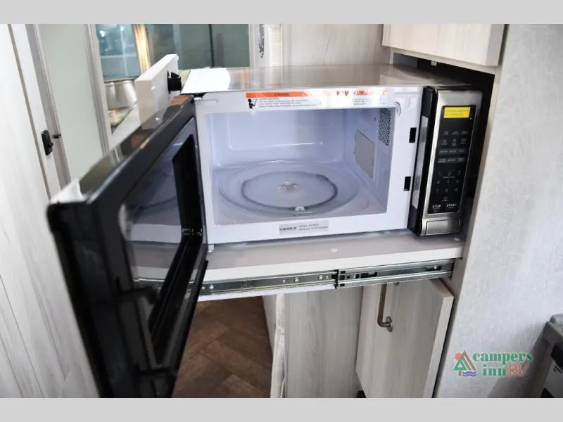 2026 Airstream International 27FB - Photo 4