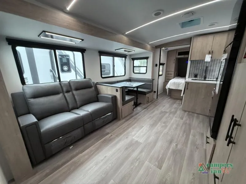 2026 Grand Design Imagine 2800BH - Photo 3