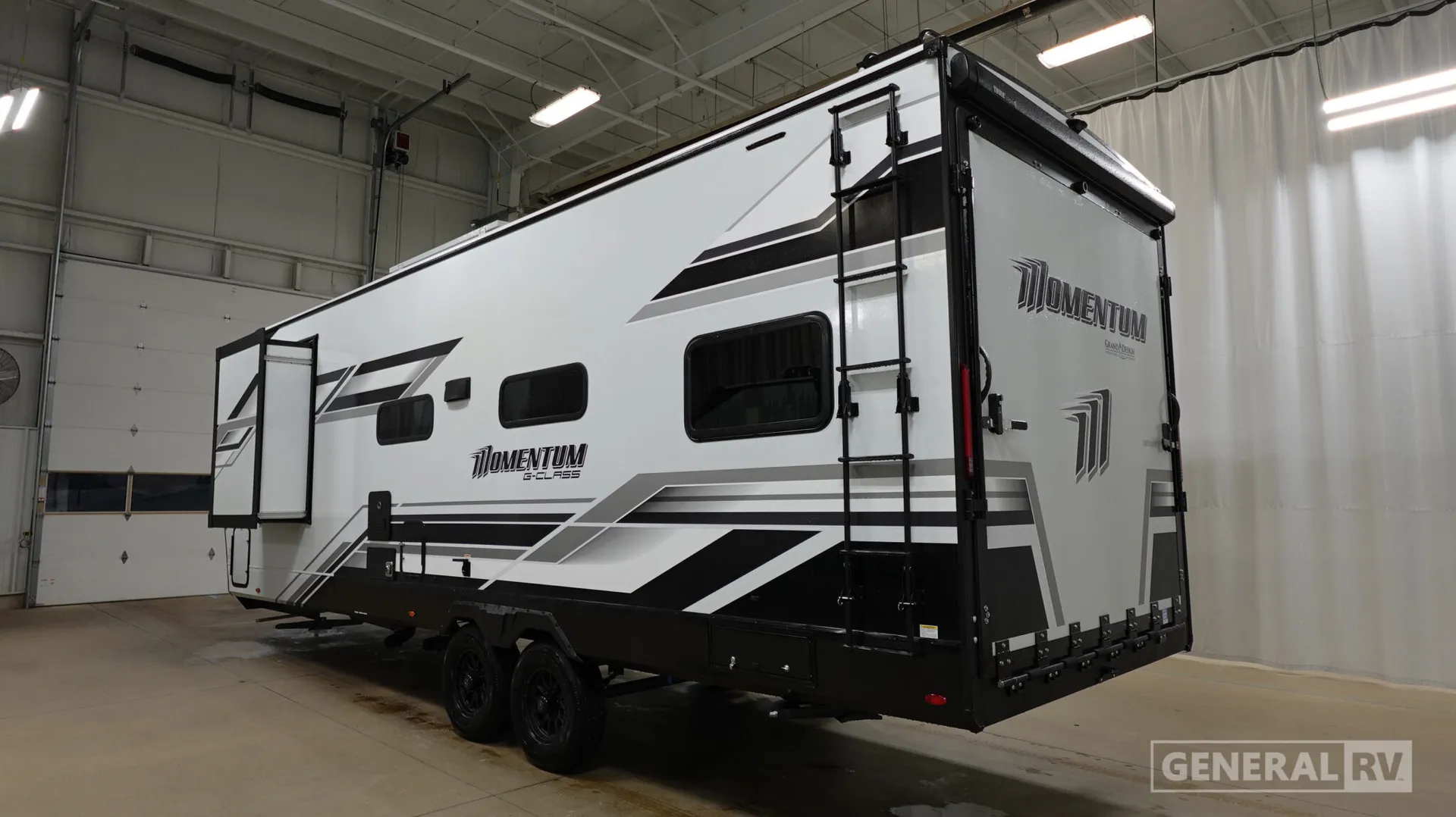 2026 Grand Design Momentum G-Class 27G - Photo 4