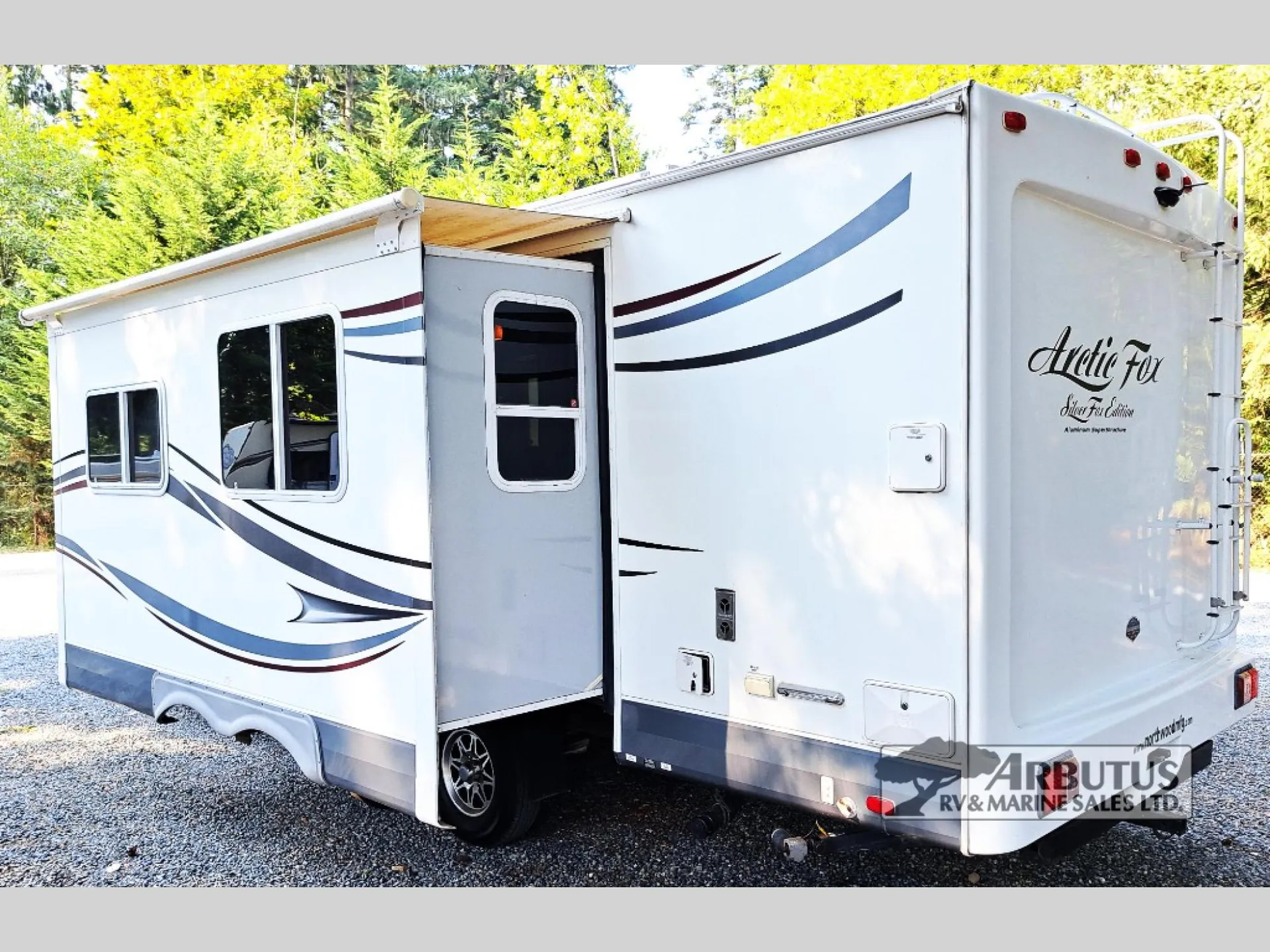 2015 Northwood Arctic Fox North Fork 28F - Photo 4
