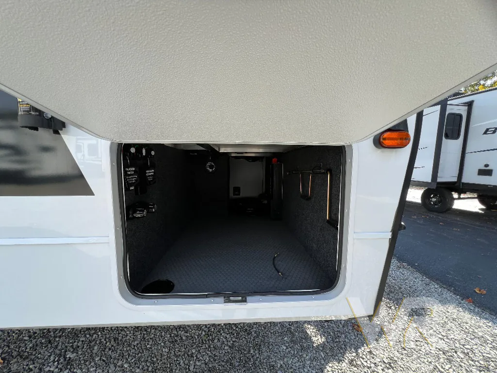 2026 Brinkley Model I 265, Photos photo 13