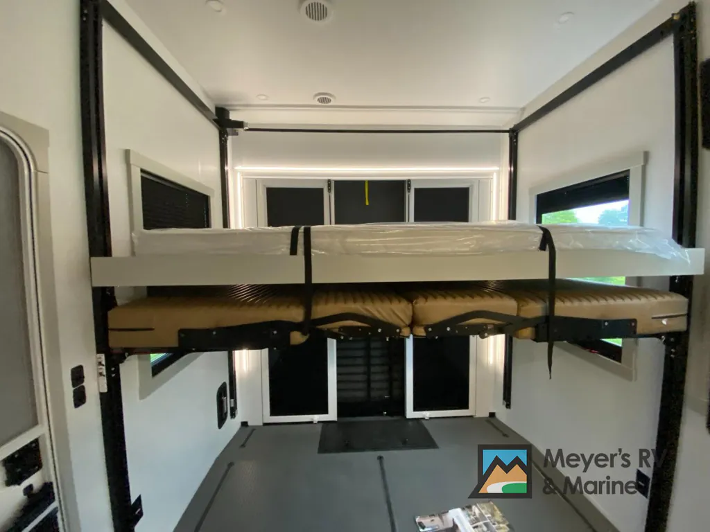 2026 Brinkley Model G 4100, Photos photo 45