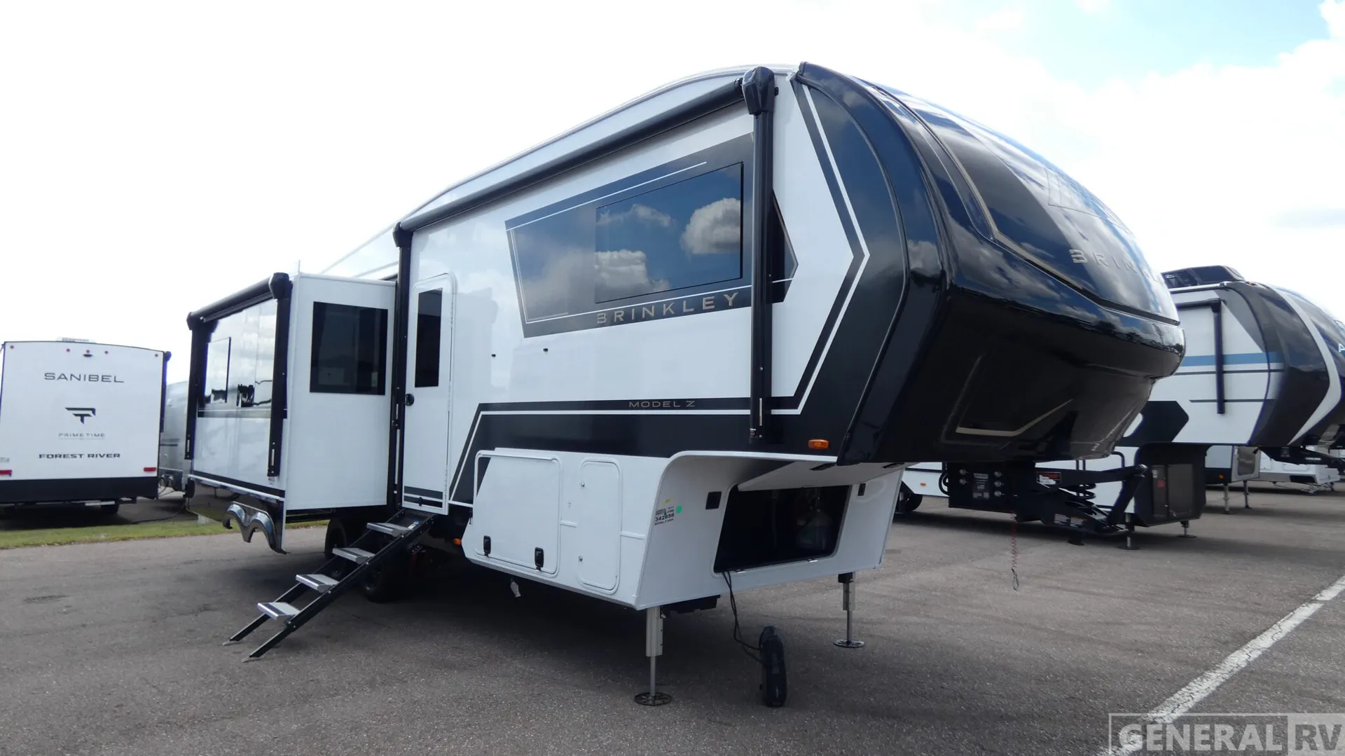 2026 Brinkley Model Z 2900 - Photo 2
