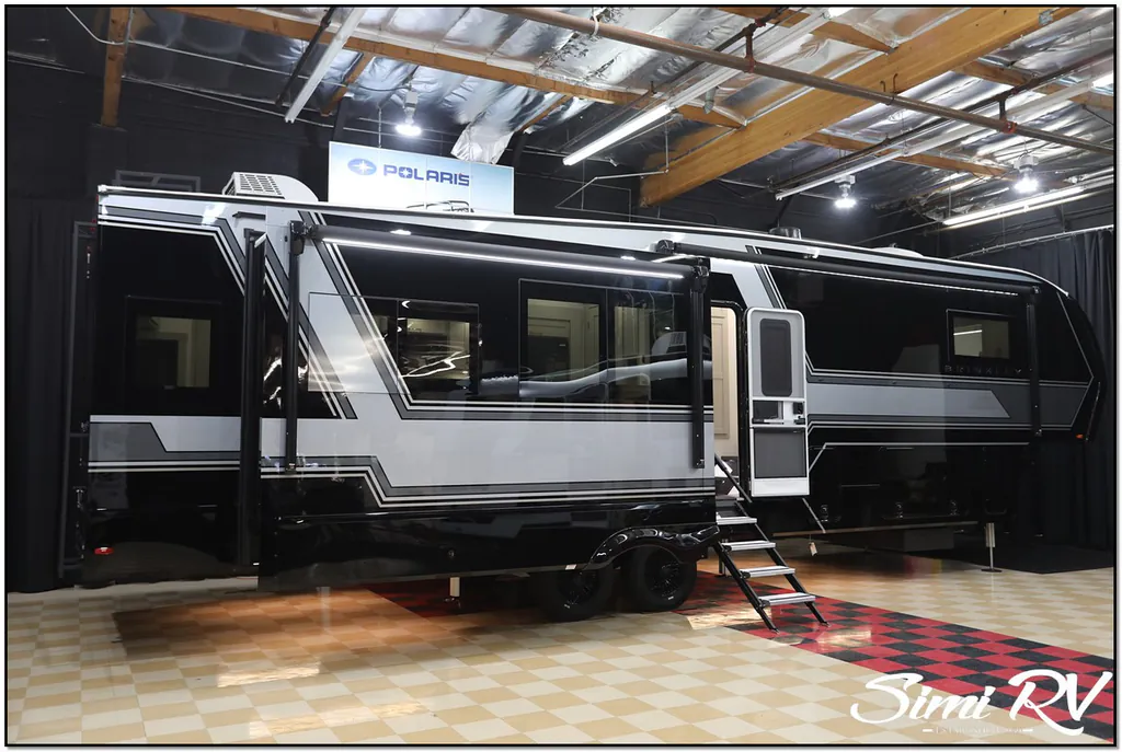 2026 Brinkley Model Z 3600, Photos photo 5