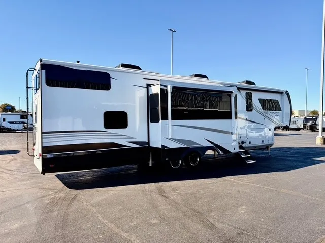 2026 Jayco North Point 390CKDS - Photo 4