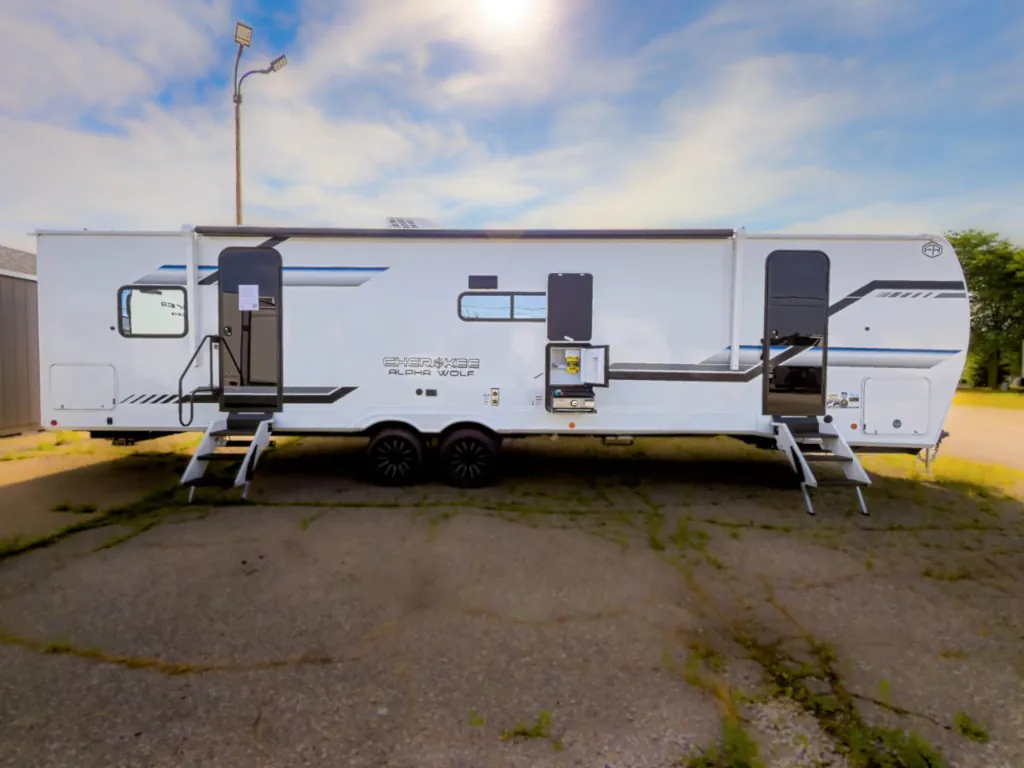 2026 Forest River Cherokee Alpha Wolf 29DCB, Photos photo 14