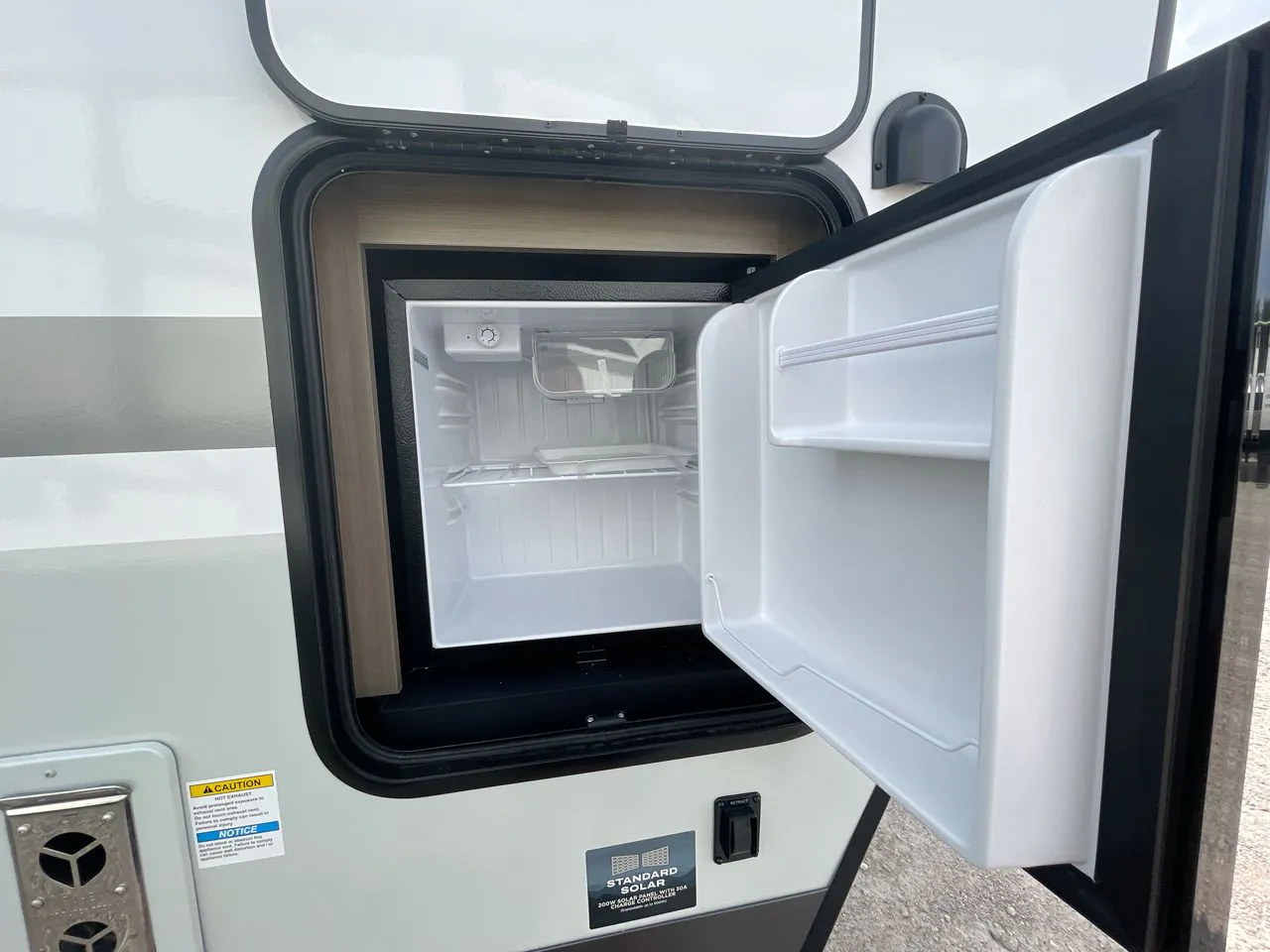 2027 Forest River Flagstaff Micro Lite 25MBR - Photo 4