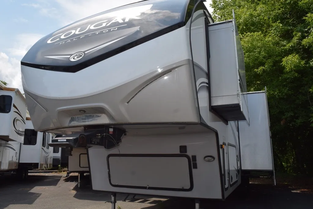 2021 Keystone Cougar Half-Ton 29MBS - Photo 3