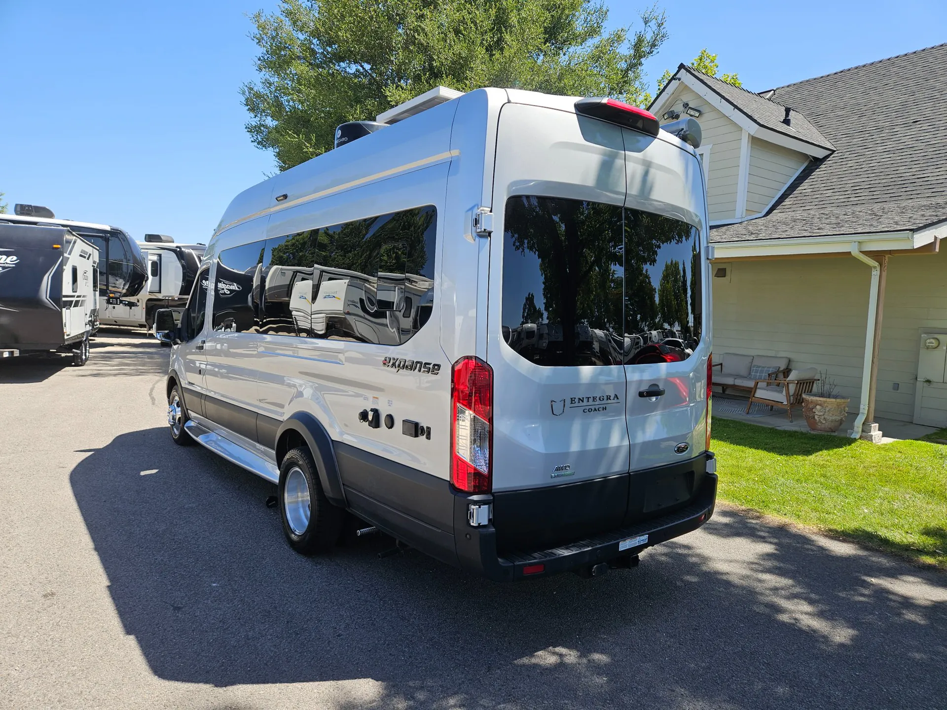 2023 Entegra Coach Expanse 21B - Photo 4