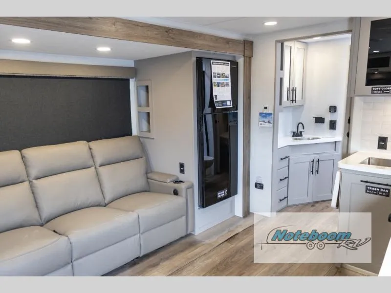 2026 Alliance RV Delta 252RL - Photo 3