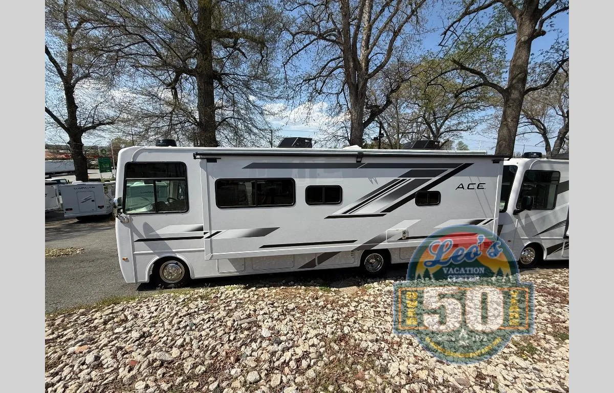 2026 Thor Motor Coach ACE 29D - Photo 4