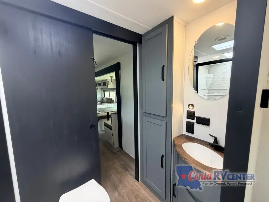 2027 Palomino Puma 337BH, Photos photo 10