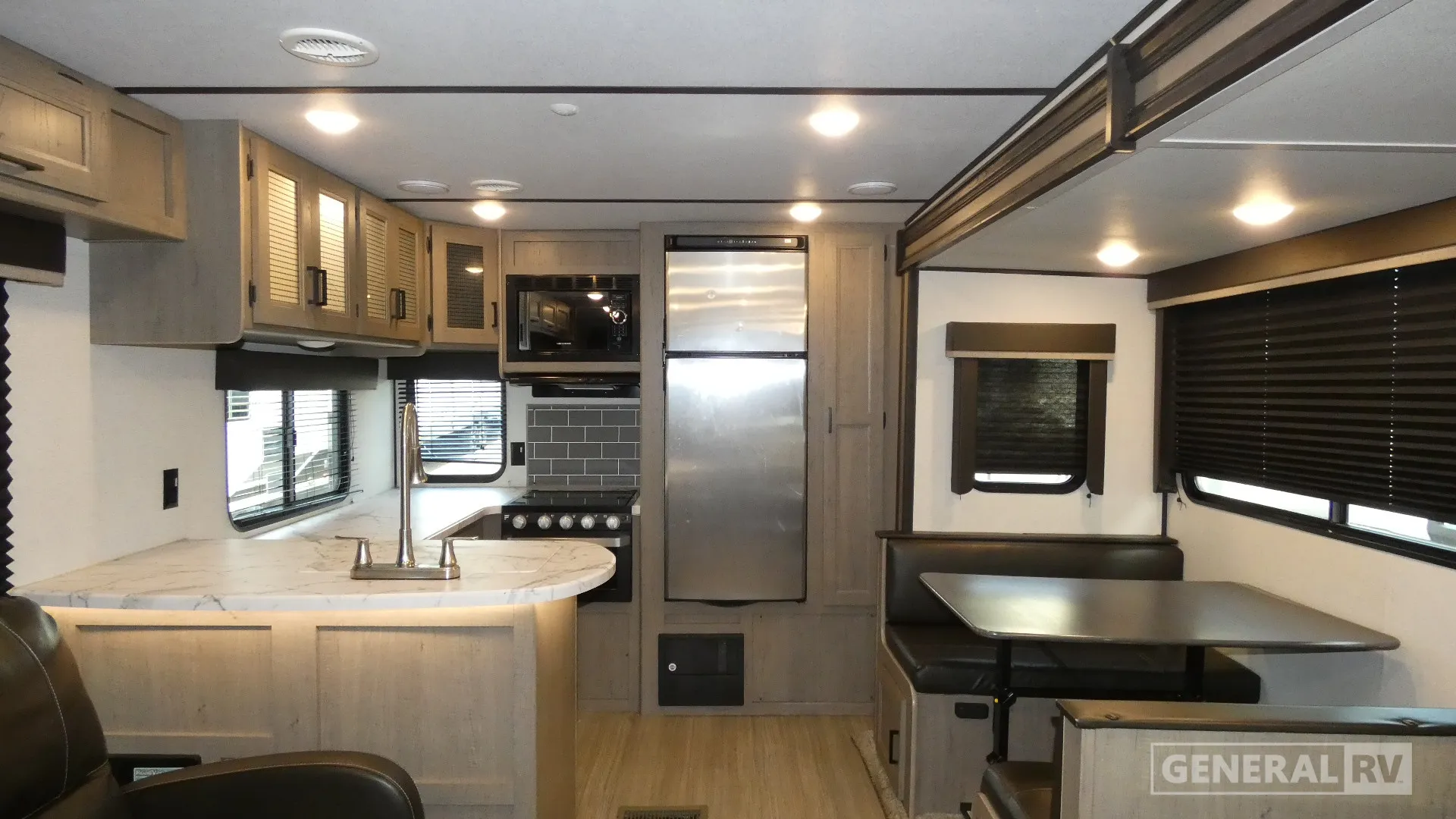 2021 Keystone Hideout 28RKS - Photo 3
