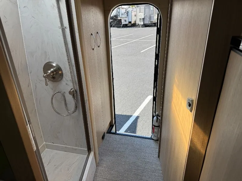 2025 Chinook RV Maverick EB, Photos photo 18