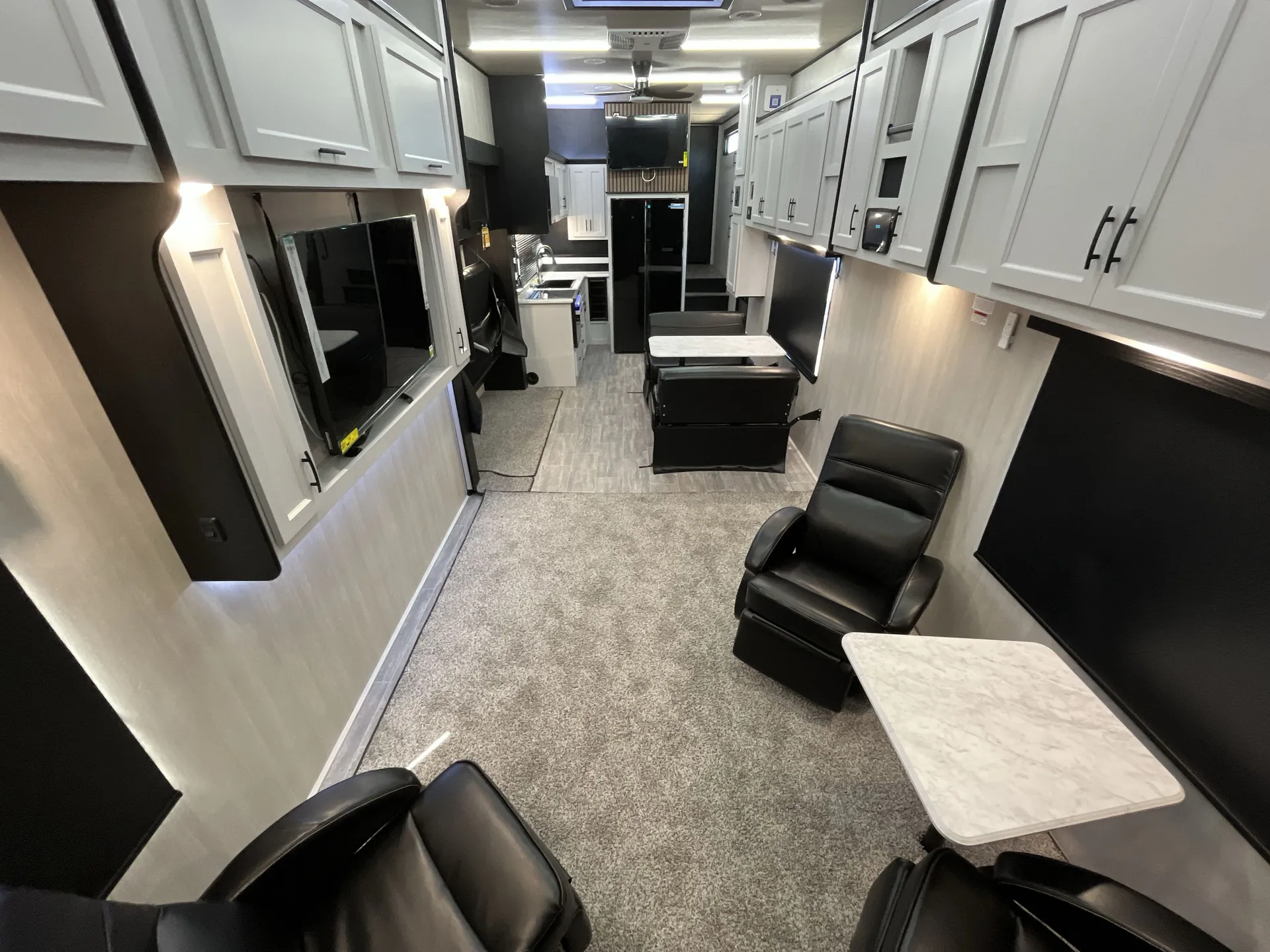2027 Genesis Supreme Genesis 40SRSS6 — living area main