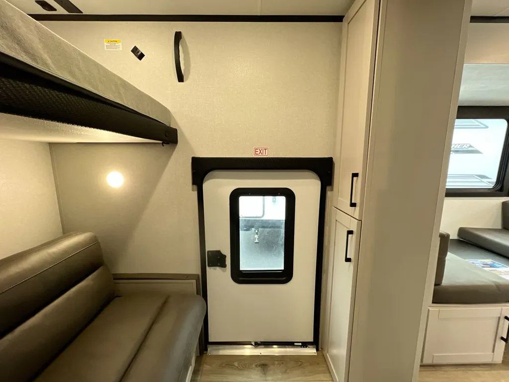 2026 Jayco Jay Feather 29QBH, Photos photo 15