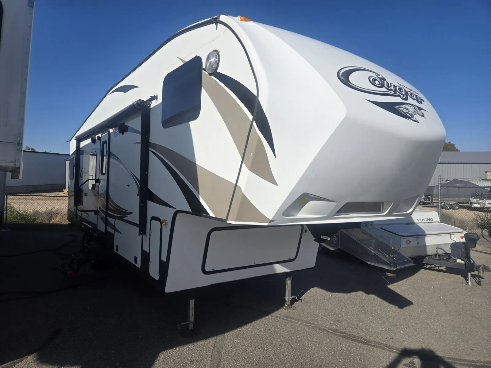 2017 Keystone Cougar Half-Ton 284RDBWE - Photo 2