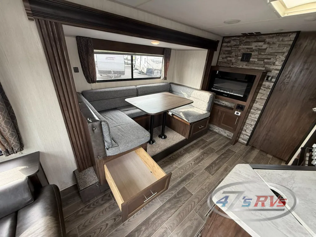 2019 Forest River Cherokee Grey Wolf 23MK, Photos photo 5