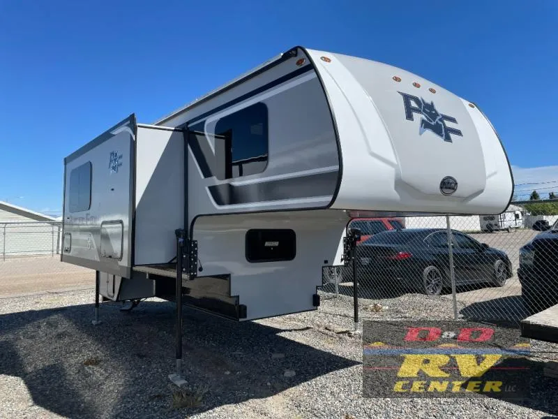 2026 Northwood Arctic Fox Camper 1140 - Photo 2