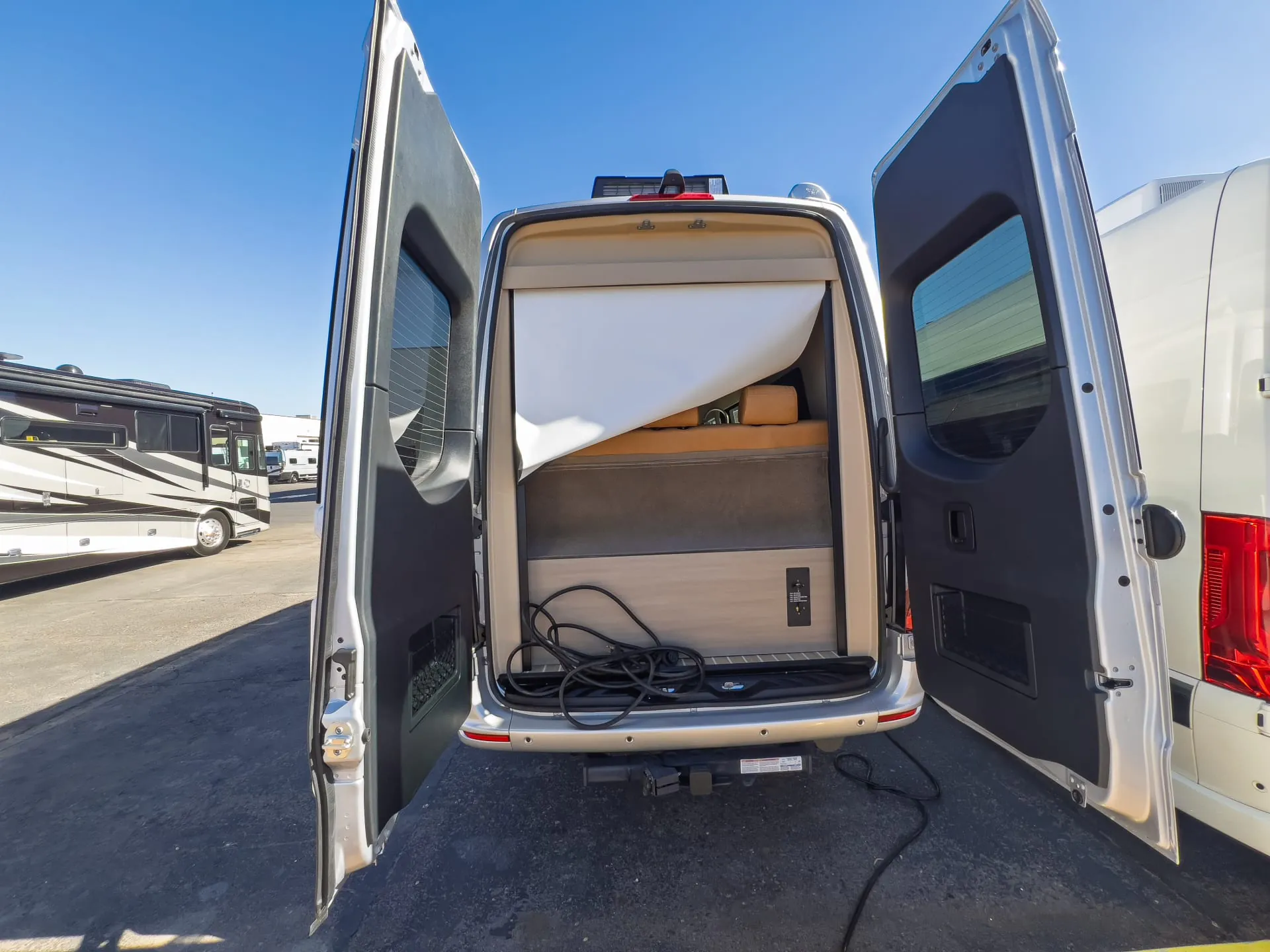 2027 Entegra Coach Insignia 24B - Photo 3